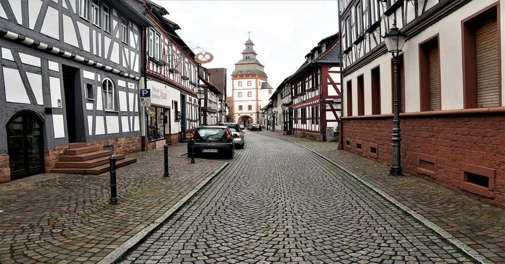 Scenic Road Tours to Explore Germany’s Charm and Heritage