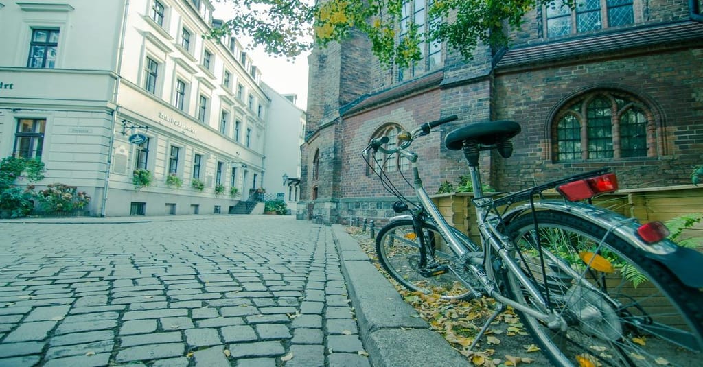 Exploring Berlin on Two Wheels with Scenic and Historical Bike Tours