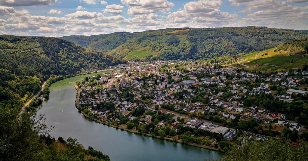 Pedal Through the Moselle Valley: A Self-Guided Cycling Adventure