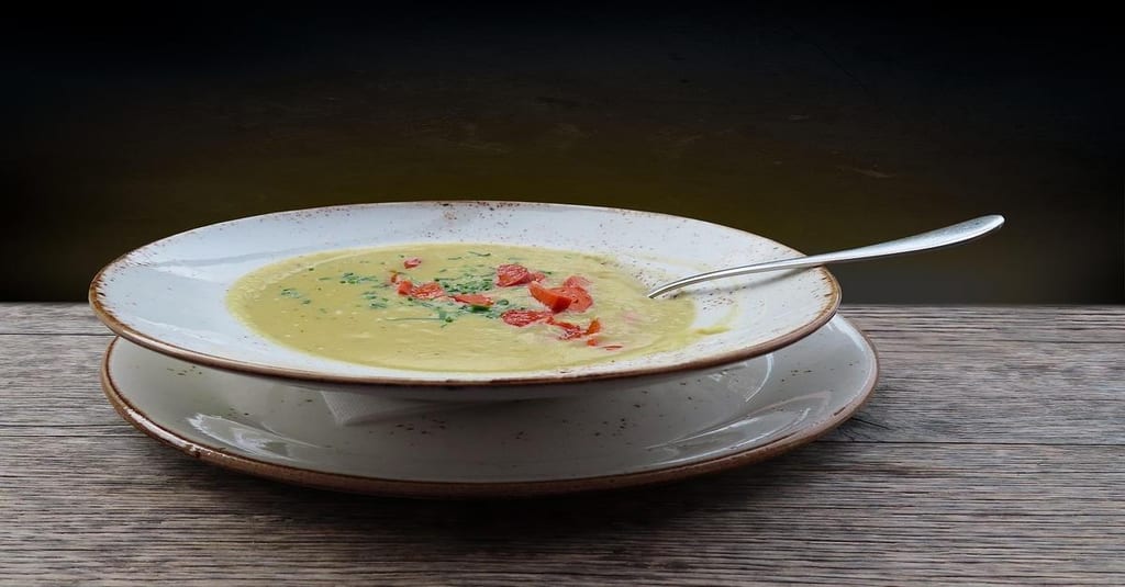 Sächsische Kartoffelsuppe: Saxony’s Hearty Potato Soup Tradition